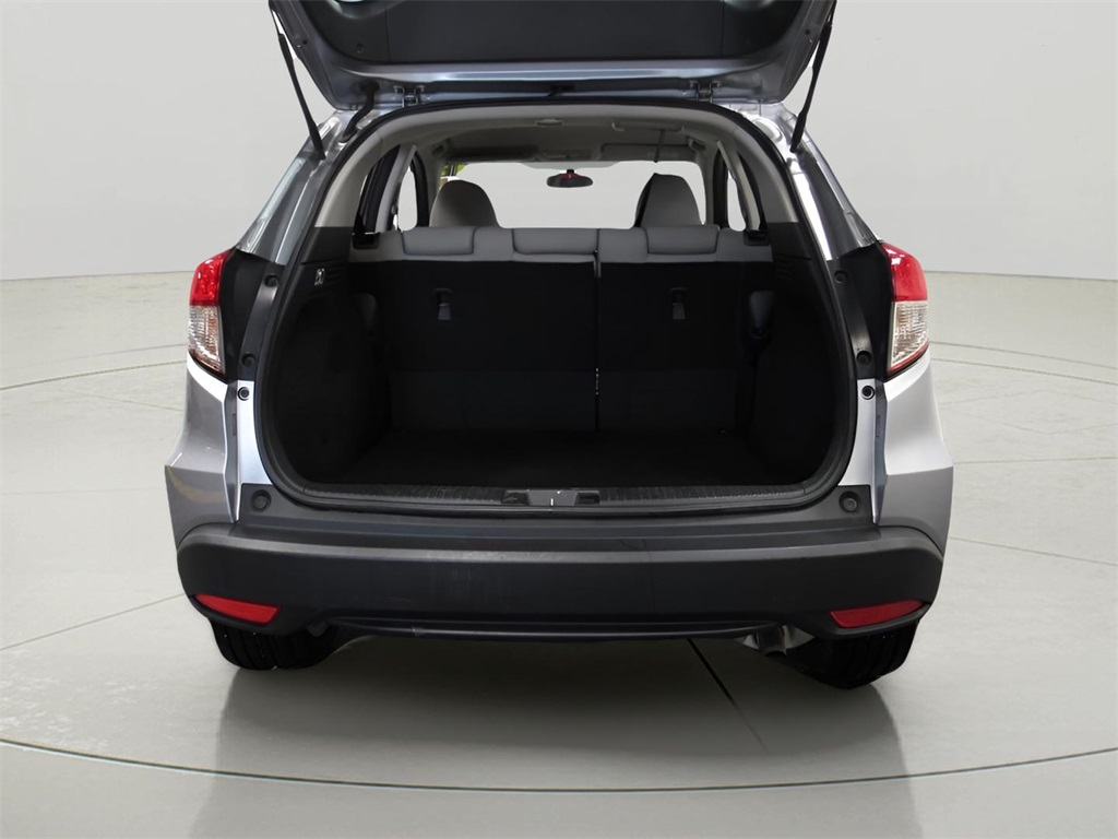 2019 Honda HR-V LX photo 4