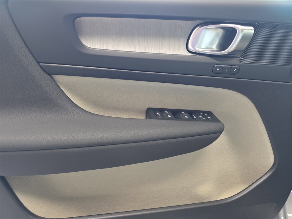 new 2026 Volvo XC40 car, priced at $48,260