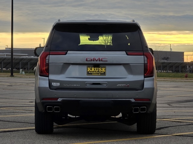 2026 GMC Yukon XL 4WD AT4