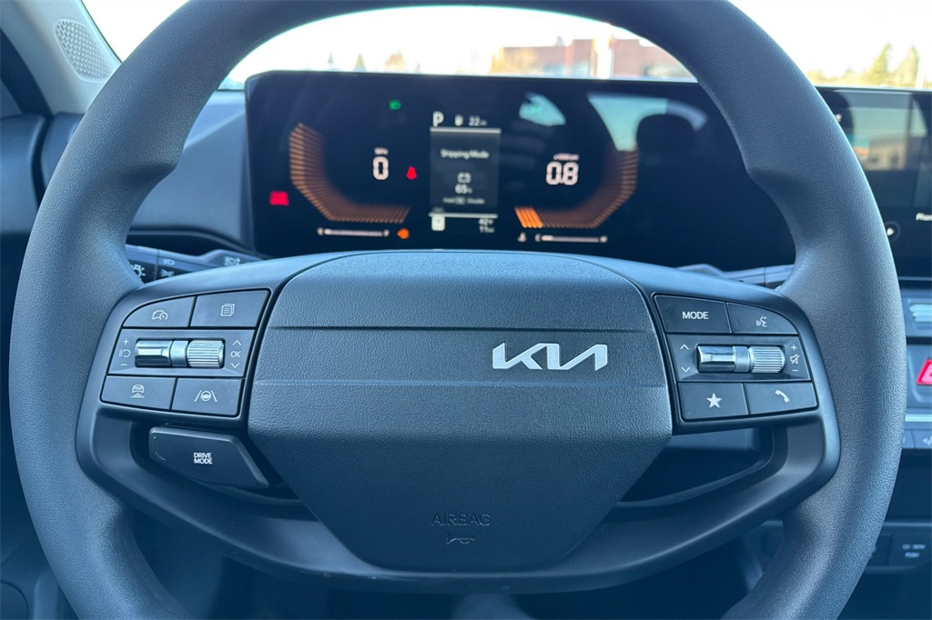 new 2025 Kia K4 car, priced at $22,185