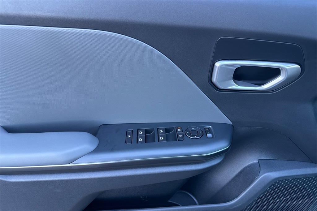 new 2025 Kia K4 car, priced at $22,185