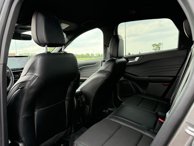2023 Ford Escape ST-Line Elite