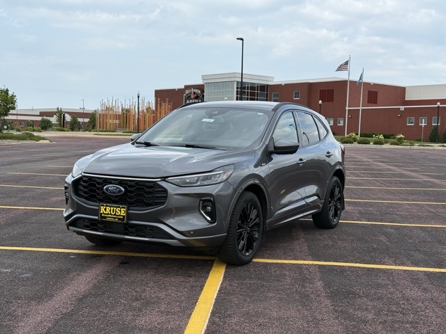 2023 Ford Escape ST-Line Elite