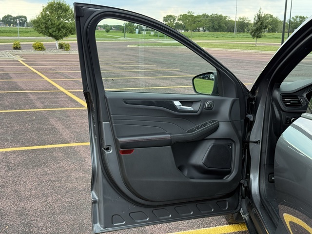 2023 Ford Escape ST-Line Elite