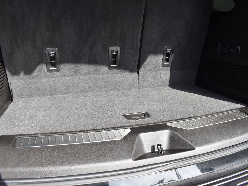 2023 Onyx Black GMC Yukon AT4 4X4 SUV