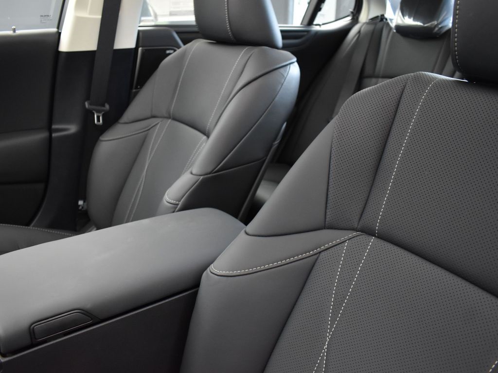 2025 Gray Lexus ES 350 Ultra Luxury FWD Sedan