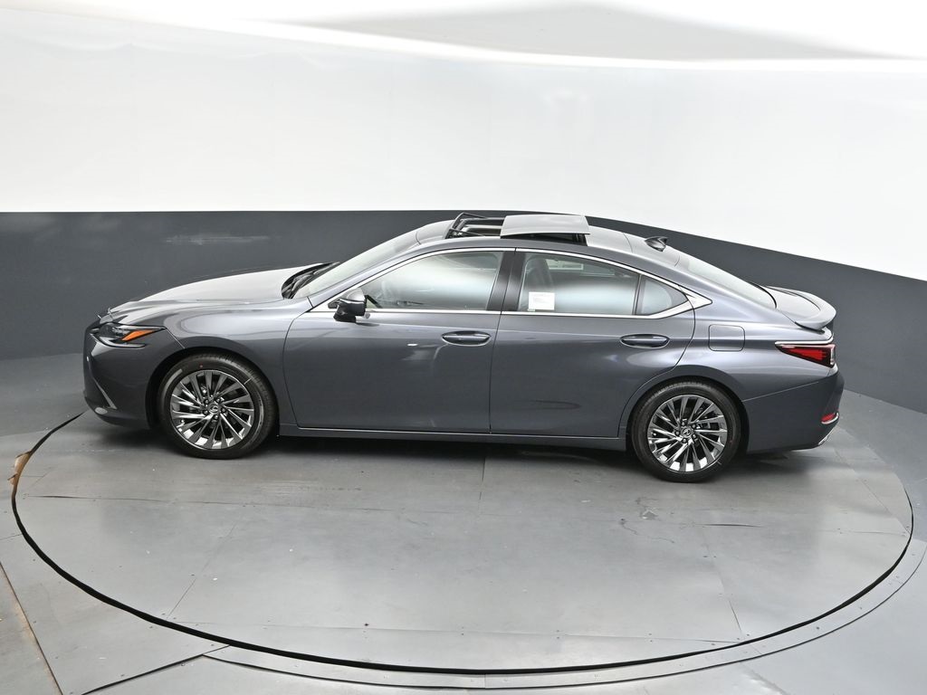 2025 Gray Lexus ES 350 Ultra Luxury FWD Sedan