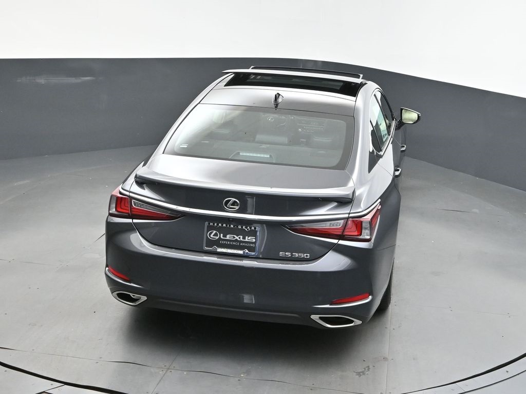 2025 Gray Lexus ES 350 Ultra Luxury FWD Sedan