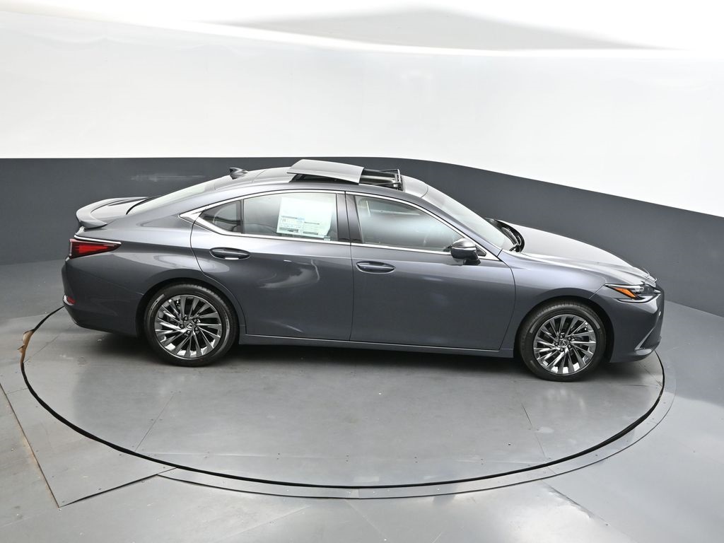 2025 Gray Lexus ES 350 Ultra Luxury FWD Sedan