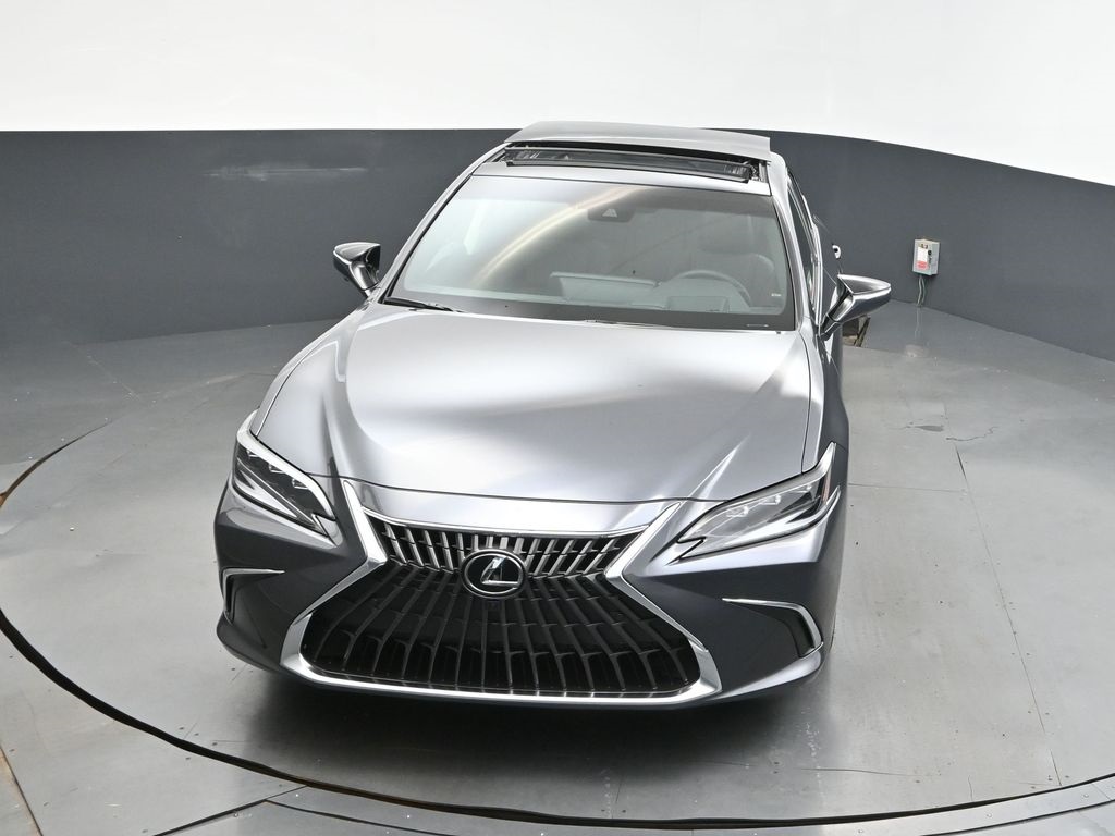 2025 Gray Lexus ES 350 Ultra Luxury FWD Sedan