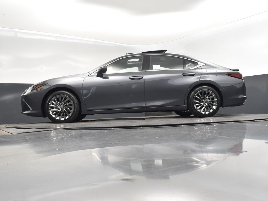 2025 Gray Lexus ES 350 Ultra Luxury FWD Sedan