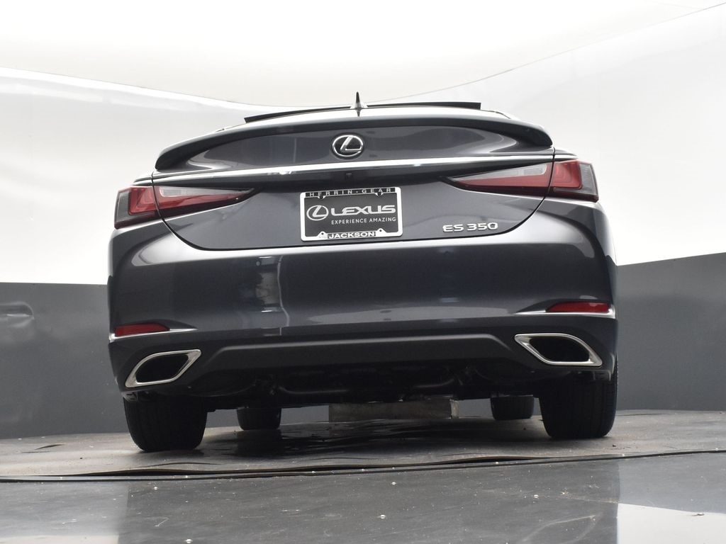 2025 Gray Lexus ES 350 Ultra Luxury FWD Sedan