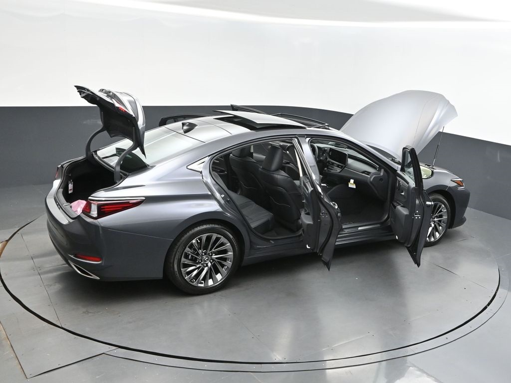 2025 Gray Lexus ES 350 Ultra Luxury FWD Sedan