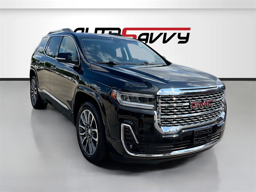2022 GMC Acadia Denali's photo