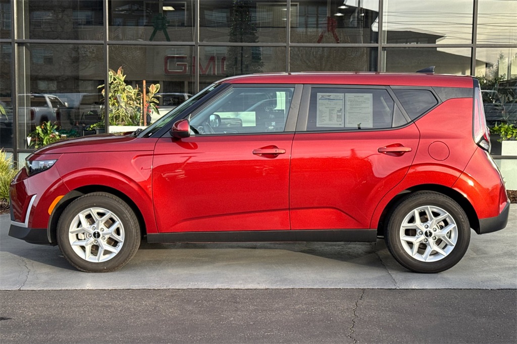used 2023 Kia Soul car, priced at $18,909