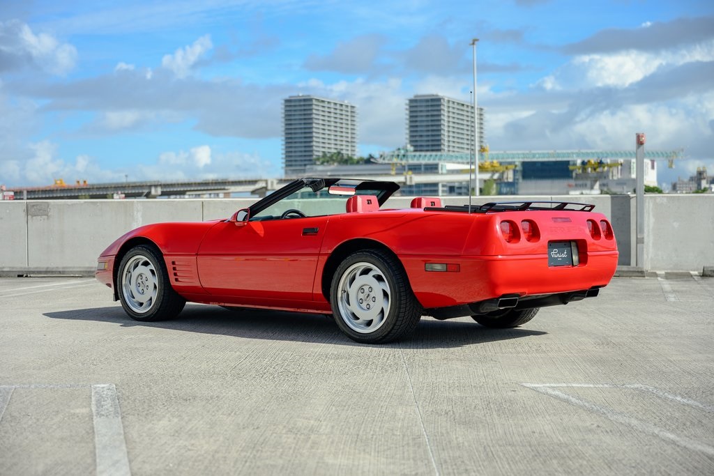 1992 Chevrolet Corvette Base photo 2