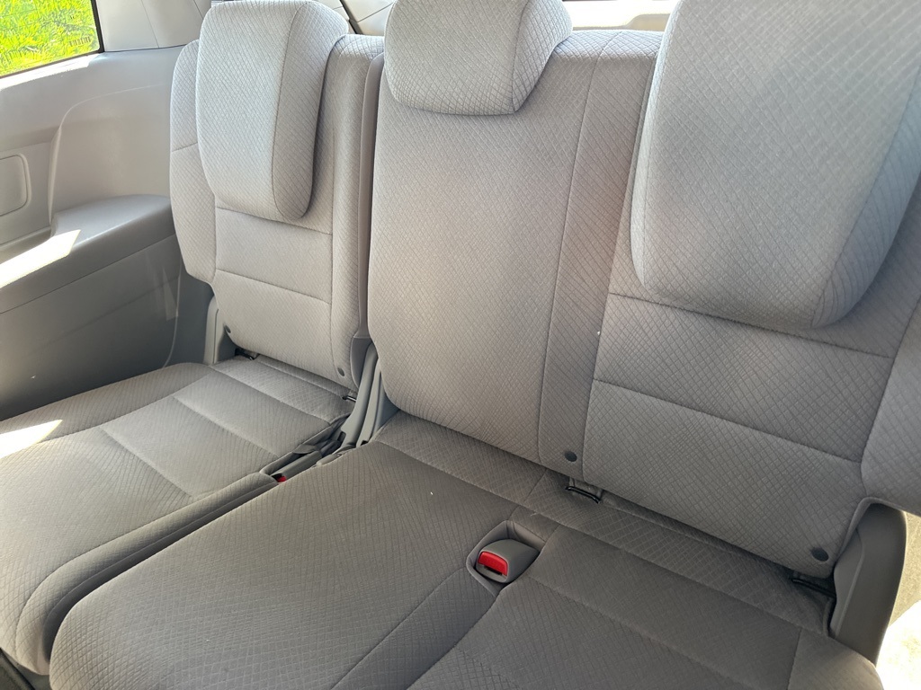 2015 Honda Odyssey EX photo 3