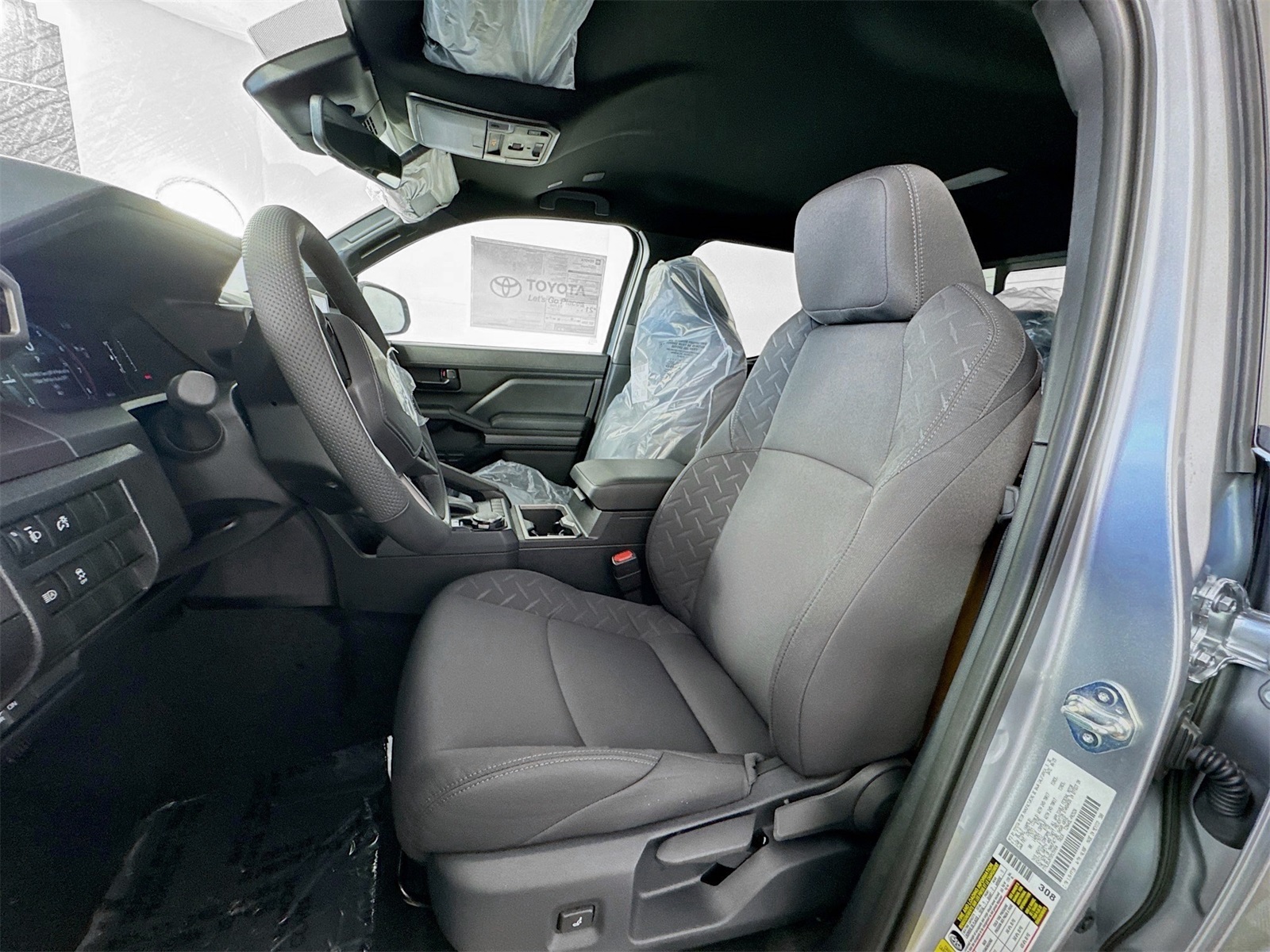 2025 Toyota Tacoma SR5 Double Cab photo 10