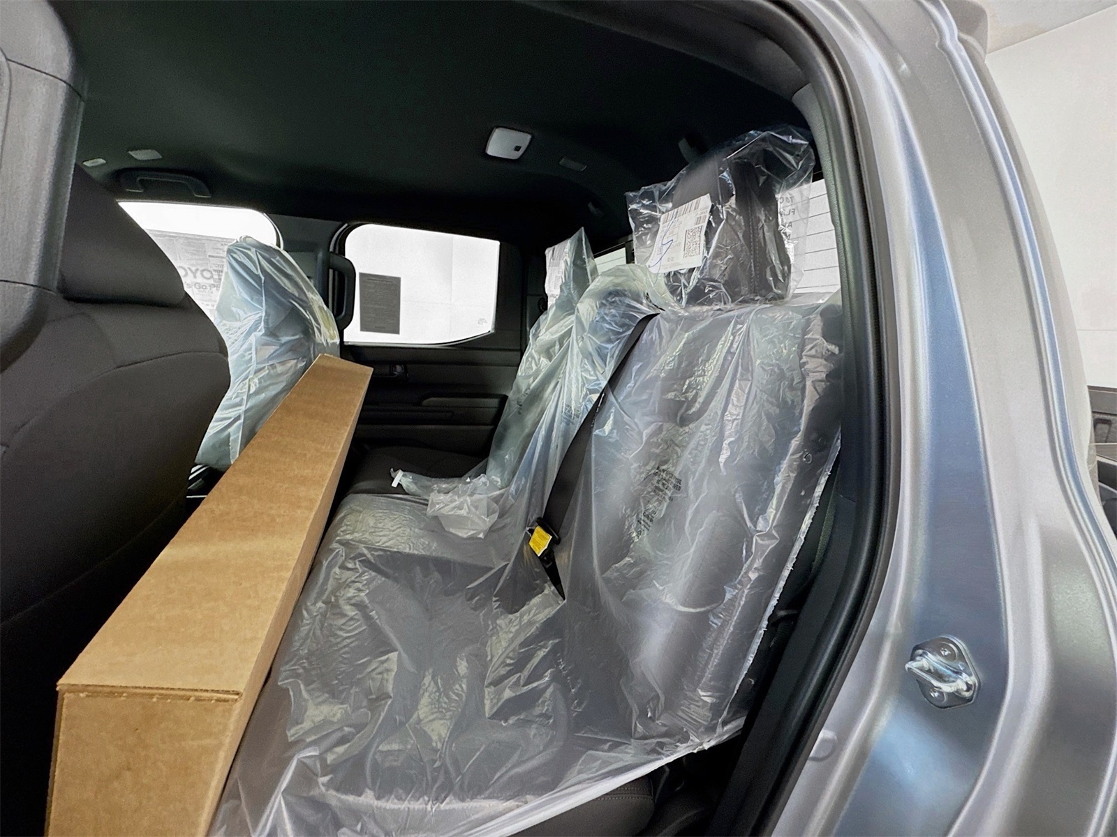 2025 Toyota Tacoma SR5 Double Cab photo 11