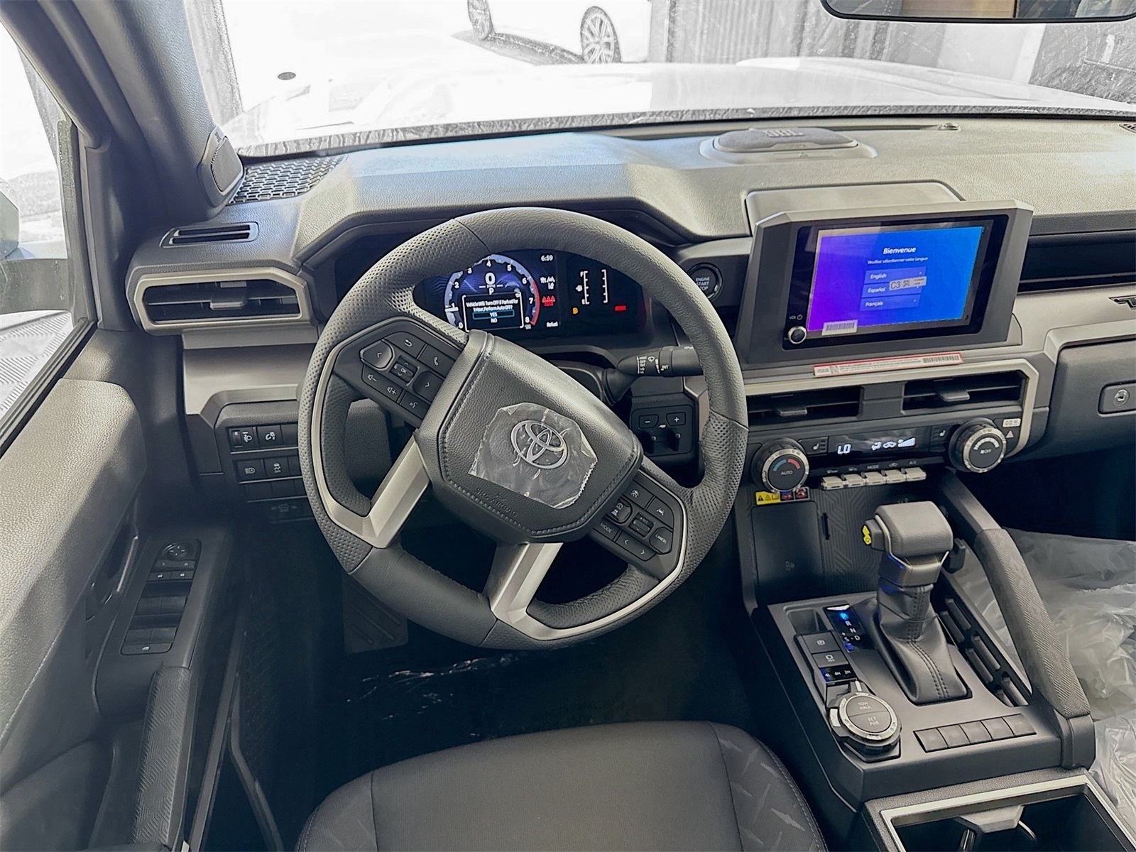 2025 Toyota Tacoma SR5 Double Cab photo 12