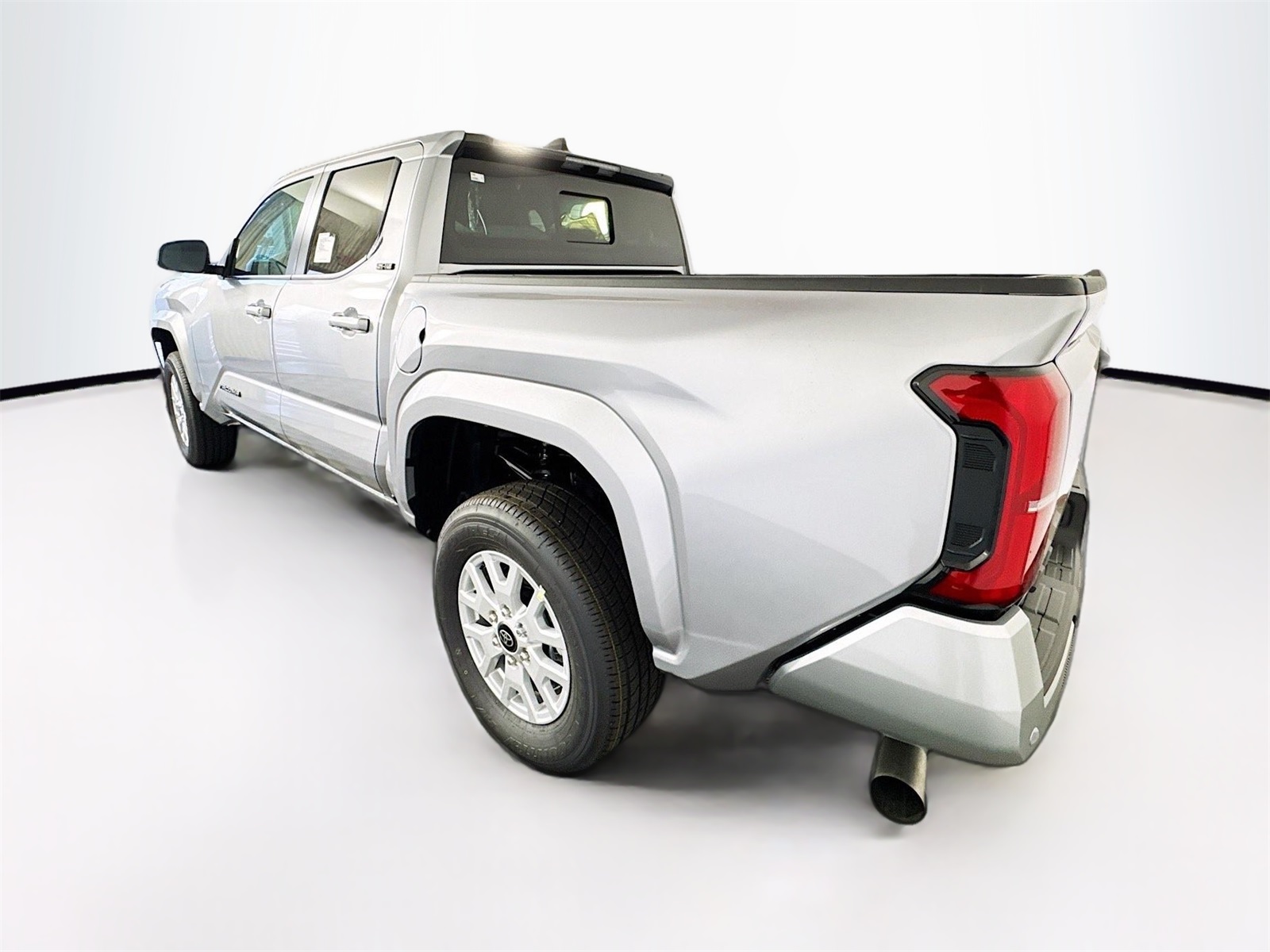2025 Toyota Tacoma SR5 Double Cab photo 4