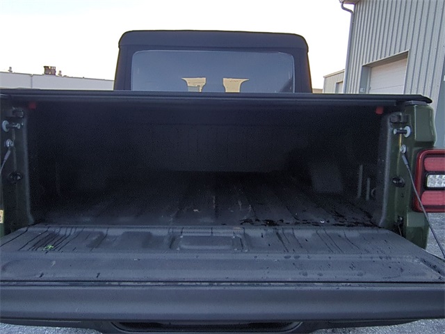 used 2021 Jeep Gladiator car, priced at $27,911