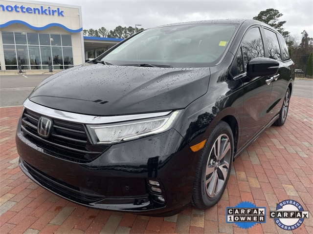 2023 Honda Odyssey Touring's photo