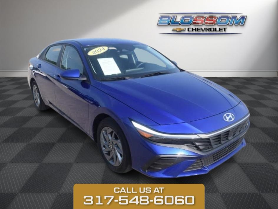 2024 Intense Blue Hyundai Elantra SEL Sedan