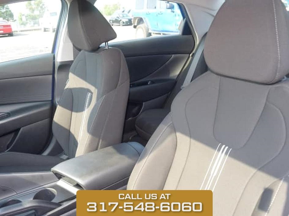 2024 Intense Blue Hyundai Elantra SEL FWD Sedan