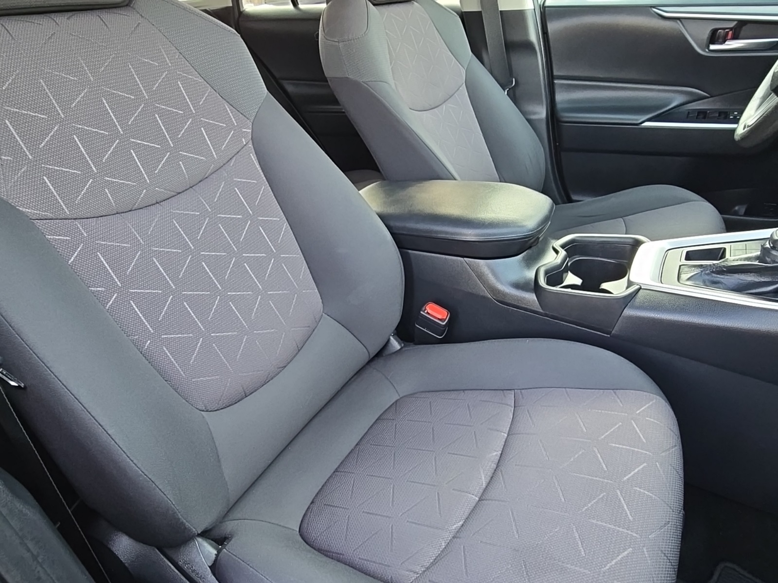 used 2019 Toyota RAV4 car, priced at $21,500