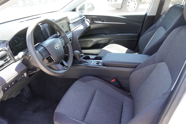2025 Toyota Camry LE photo 15