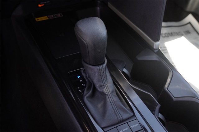 2025 Toyota Camry LE photo 20