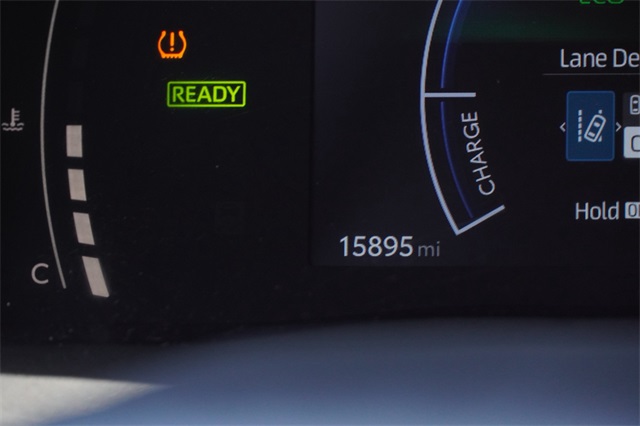 2025 Toyota Camry LE photo 26