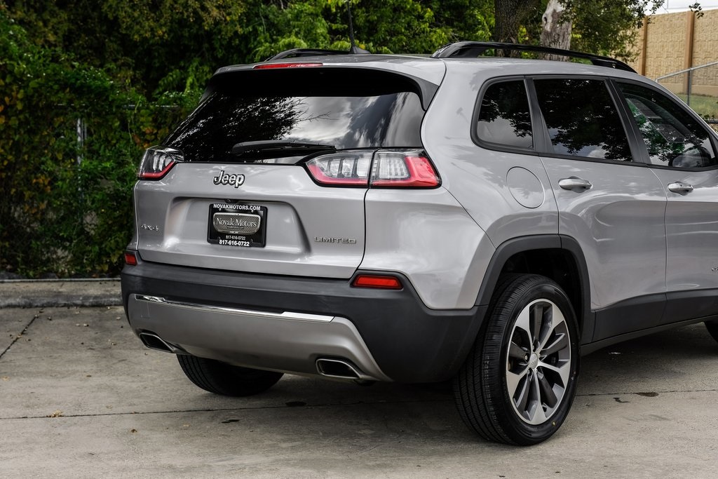 used 2022 Jeep Cherokee car, priced at $24,008