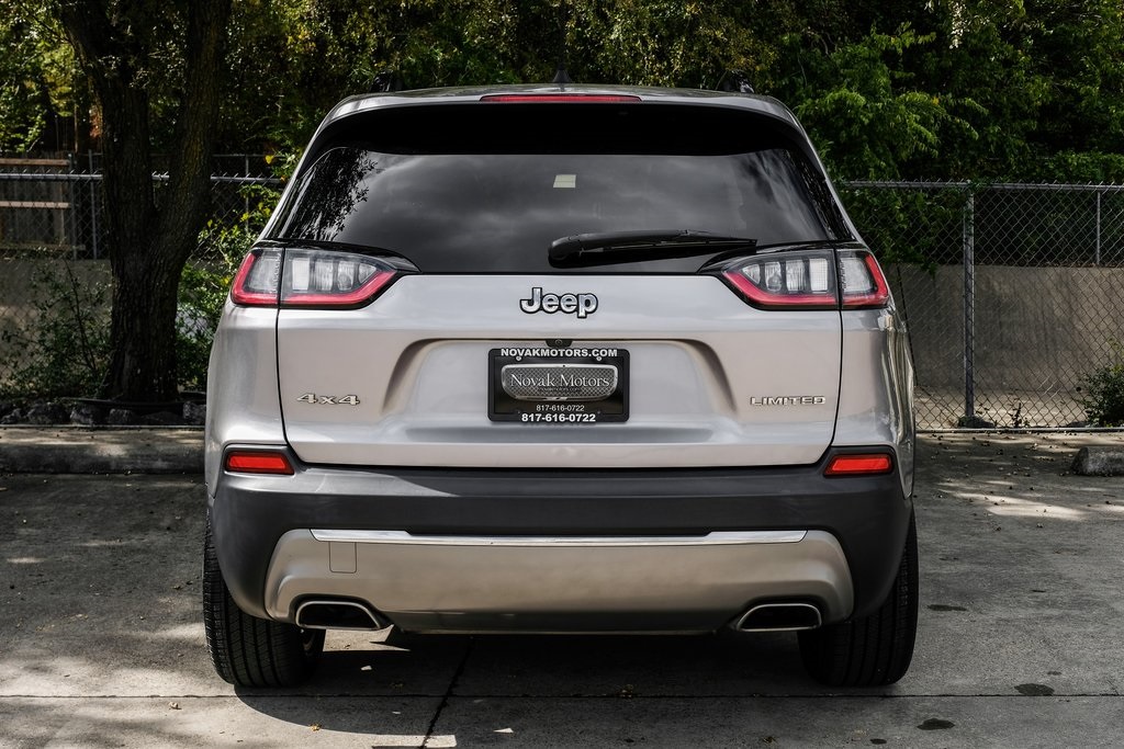 used 2022 Jeep Cherokee car, priced at $24,008