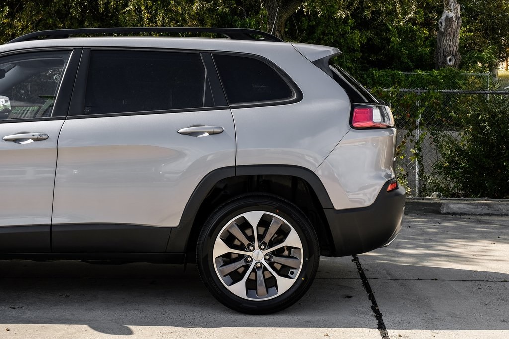 used 2022 Jeep Cherokee car, priced at $24,008