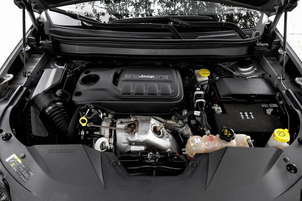 used 2022 Jeep Cherokee car, priced at $24,008