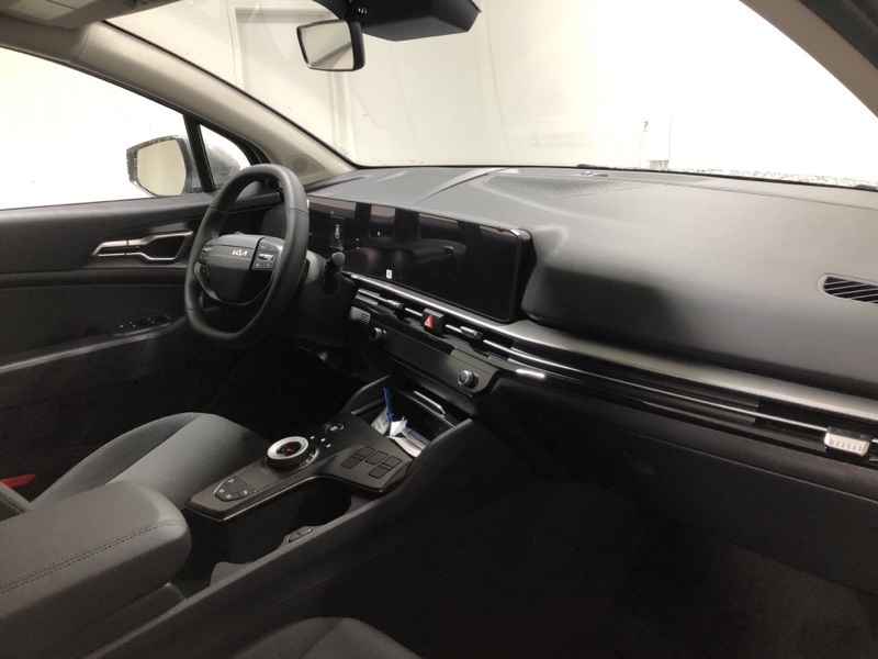 2026 Kia Sportage Hybrid LX photo 12