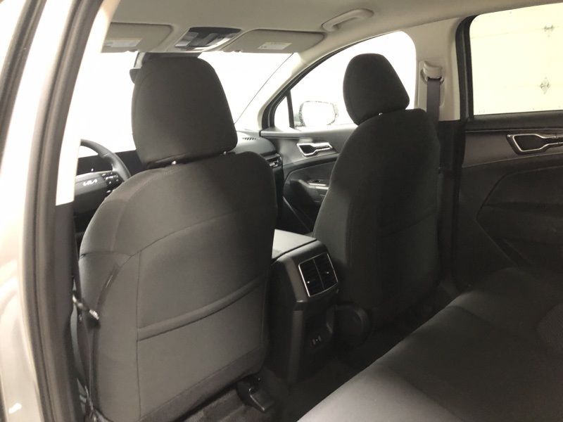 2026 Kia Sportage Hybrid LX photo 15