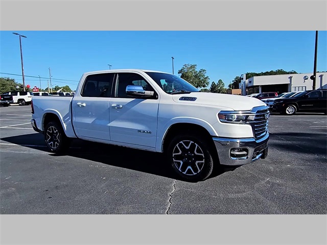 2025 Ram 1500 Laramie Crew Cab 4x4 5'7" Box