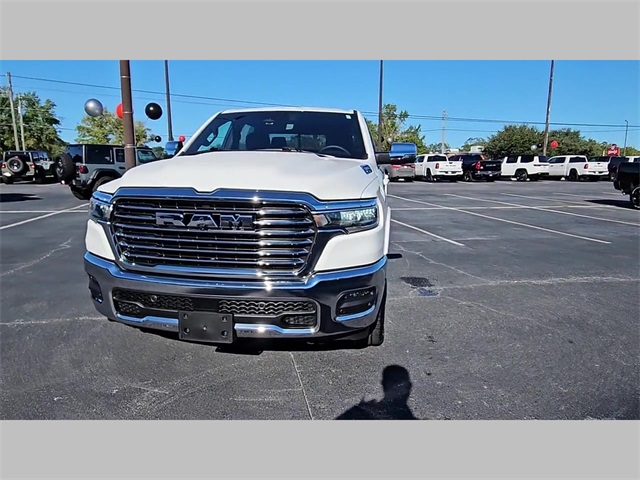 2025 Ram 1500 Laramie Crew Cab 4x4 5'7" Box