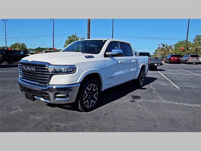 2025 Ram 1500 Laramie Crew Cab 4x4 5'7" Box