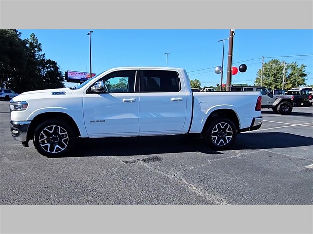 2025 Ram 1500 Laramie Crew Cab 4x4 5'7" Box