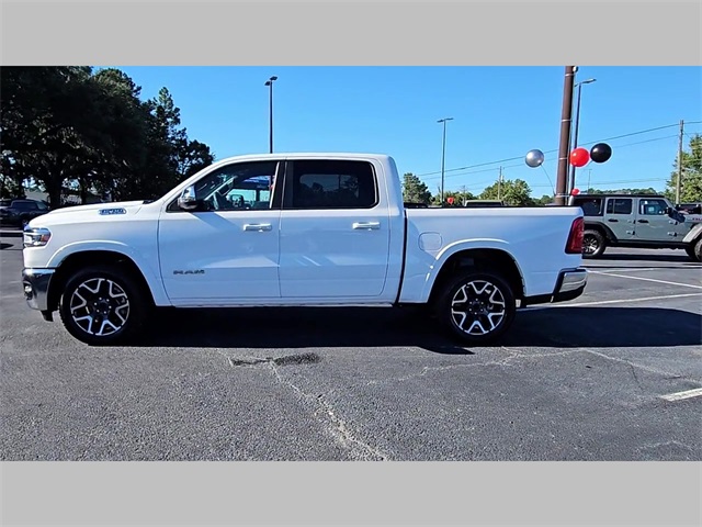 2025 Ram 1500 Laramie Crew Cab 4x4 5'7" Box