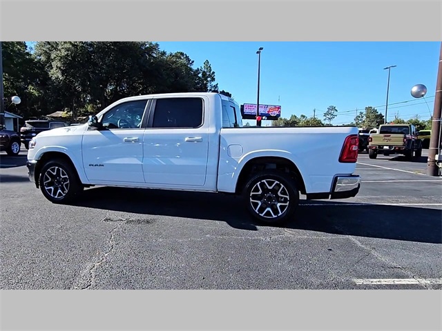2025 Ram 1500 Laramie Crew Cab 4x4 5'7" Box