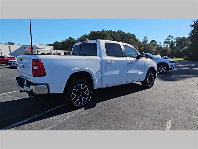 2025 Ram 1500 Laramie Crew Cab 4x4 5'7" Box