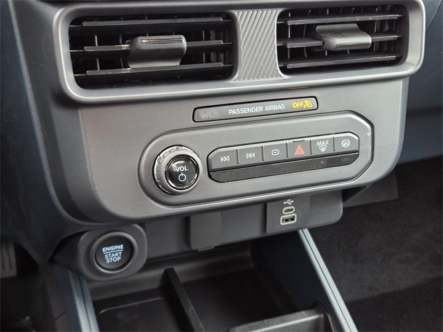 New 2025 Ford Maverick XLT 4D Crew Cab