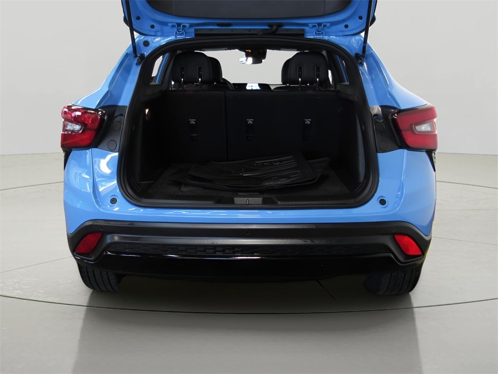 2024 Chevrolet Trax photo 3