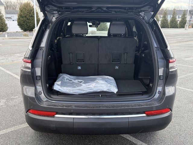 new 2025 Jeep Grand Cherokee L car, priced at $42,243