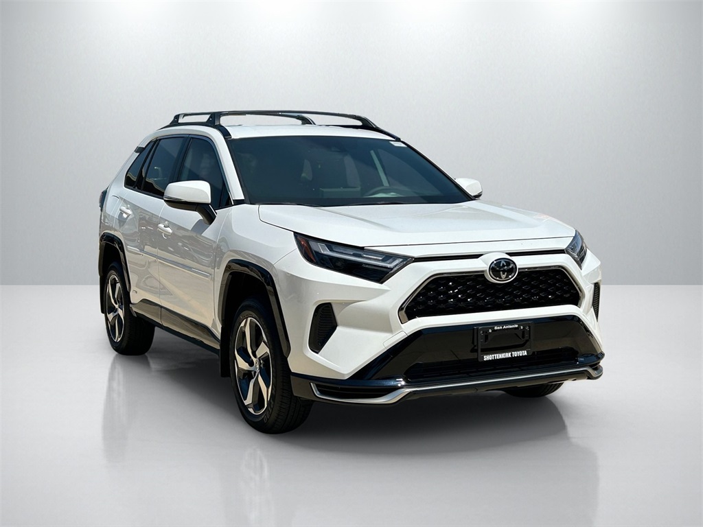 2025 Toyota RAV4 Hybrid SE photo 3